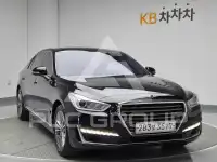 2017 Genesis EQ900