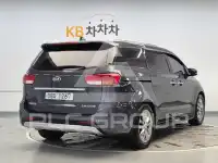 2018 KIA Carnival