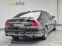 2018 Genesis EQ900