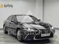 2019 Lexus ES
