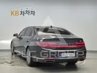 2019 Genesis G90