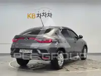2021 Renault Xm3