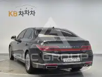 2021 Genesis G90