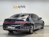 2021 Genesis G90