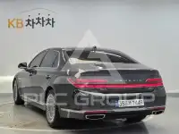 2021 Genesis G90