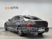 2022 Volvo S90