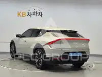 2022 KIA EV