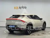 2022 KIA EV