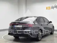 2022 KIA K3