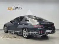 2022 Genesis G80