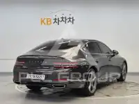 2022 Genesis G80