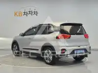 2023 KIA Niro