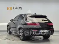 2023 Genesis GV70