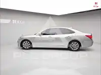 2012 Hyundai Equus