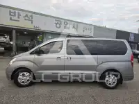 2012 Hyundai Starex
