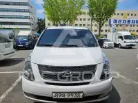 2012 Hyundai Starex