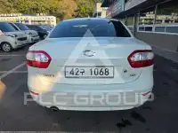 2013 Renault SM3