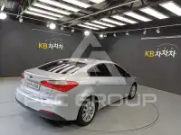 2013 KIA K3