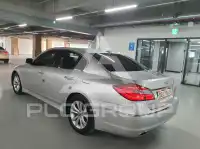 2013 Hyundai Genesis