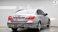 2013 Hyundai Genesis