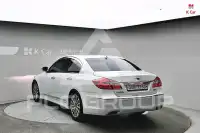 2013 Hyundai Genesis