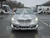 2013 Hyundai Equus
