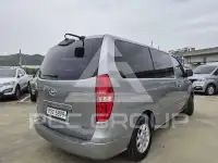 2013 Hyundai Starex