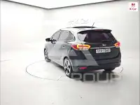 2014 KIA Carens