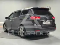 2015 KIA Carnival