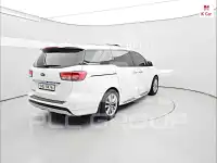2015 KIA Carnival