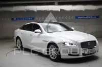 2016 Jaguar XJ