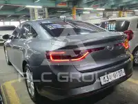 2016 Renault Sm6