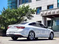 2016 Renault Sm6