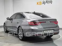 2016 Renault Sm6