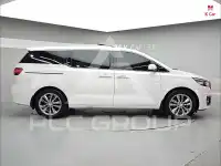 2016 KIA Carnival