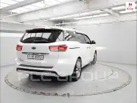 2016 KIA Carnival