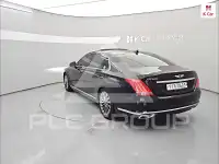 2016 Genesis EQ900