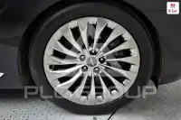 2016 Genesis EQ900