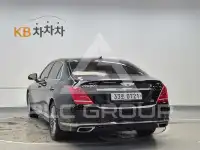 2016 Genesis EQ900