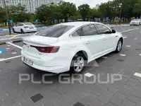 2017 Renault Sm6