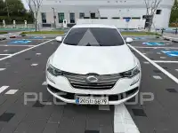 2017 Renault Sm6