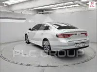 2017 Renault Sm6