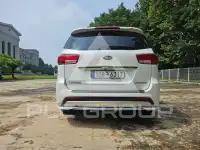 2017 KIA Carnival