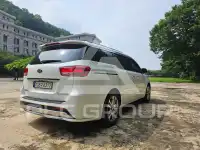 2017 KIA Carnival