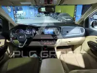 2017 KIA Carnival