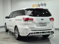 2017 KIA Carnival