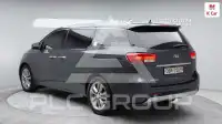 2017 KIA Carnival