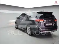 2017 KIA Carnival