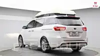 2017 KIA Carnival