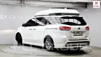 2017 KIA Carnival